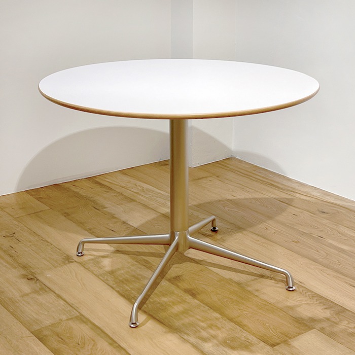 WORKS TABLE - SILVER -